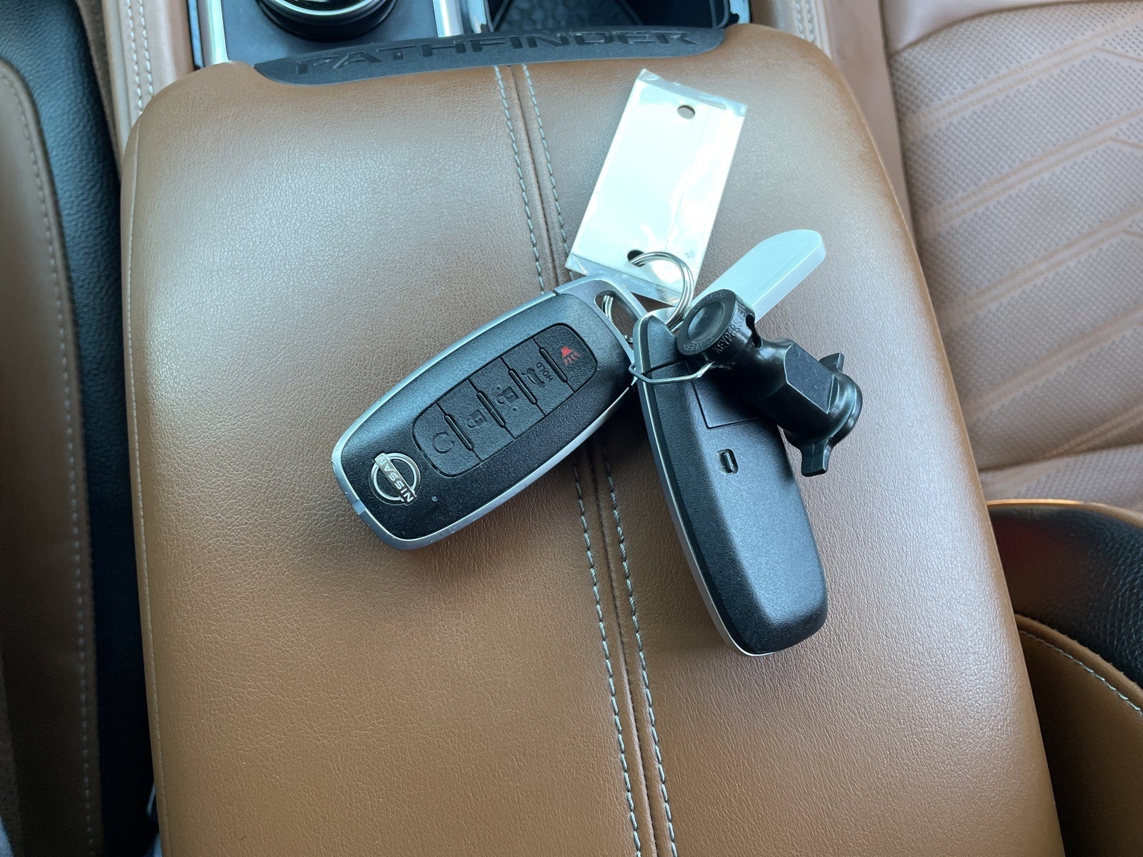 2023 Nissan Pathfinder Platinum