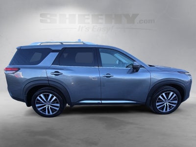 2022 Nissan Pathfinder Platinum