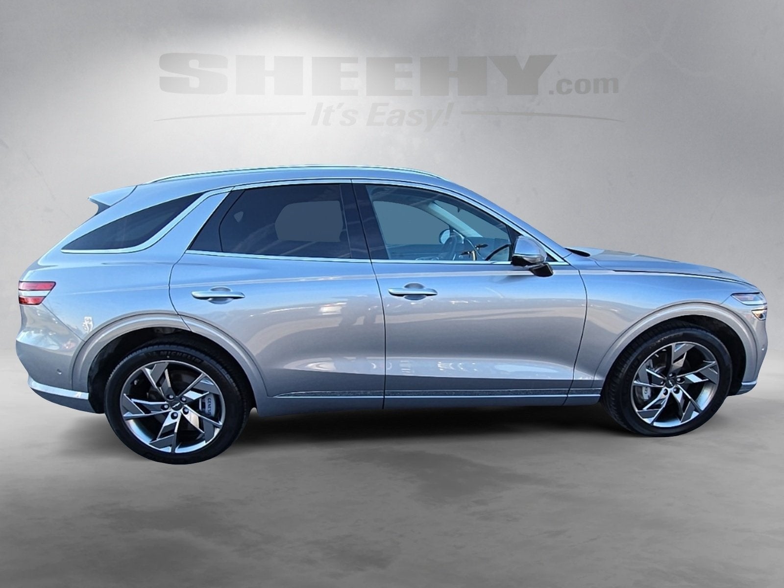 2023 Genesis Electrified GV70 Advanced