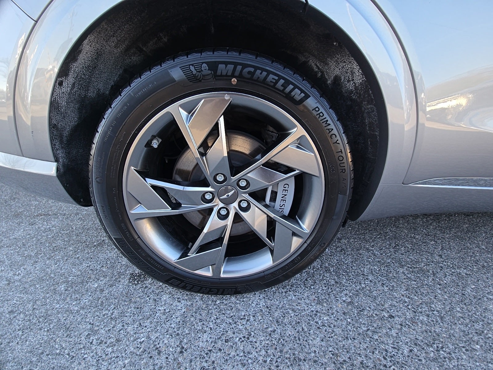 2023 Genesis Electrified GV70 Advanced