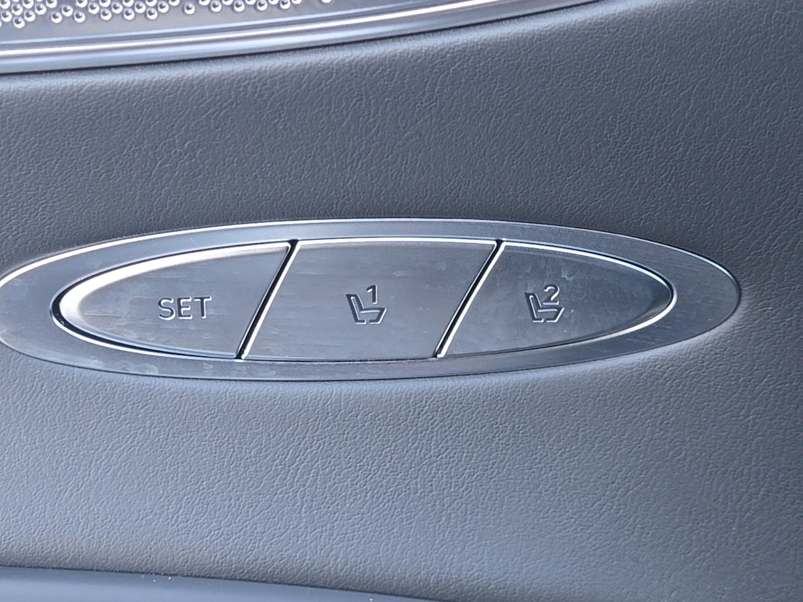 2023 Genesis Electrified GV70 Advanced