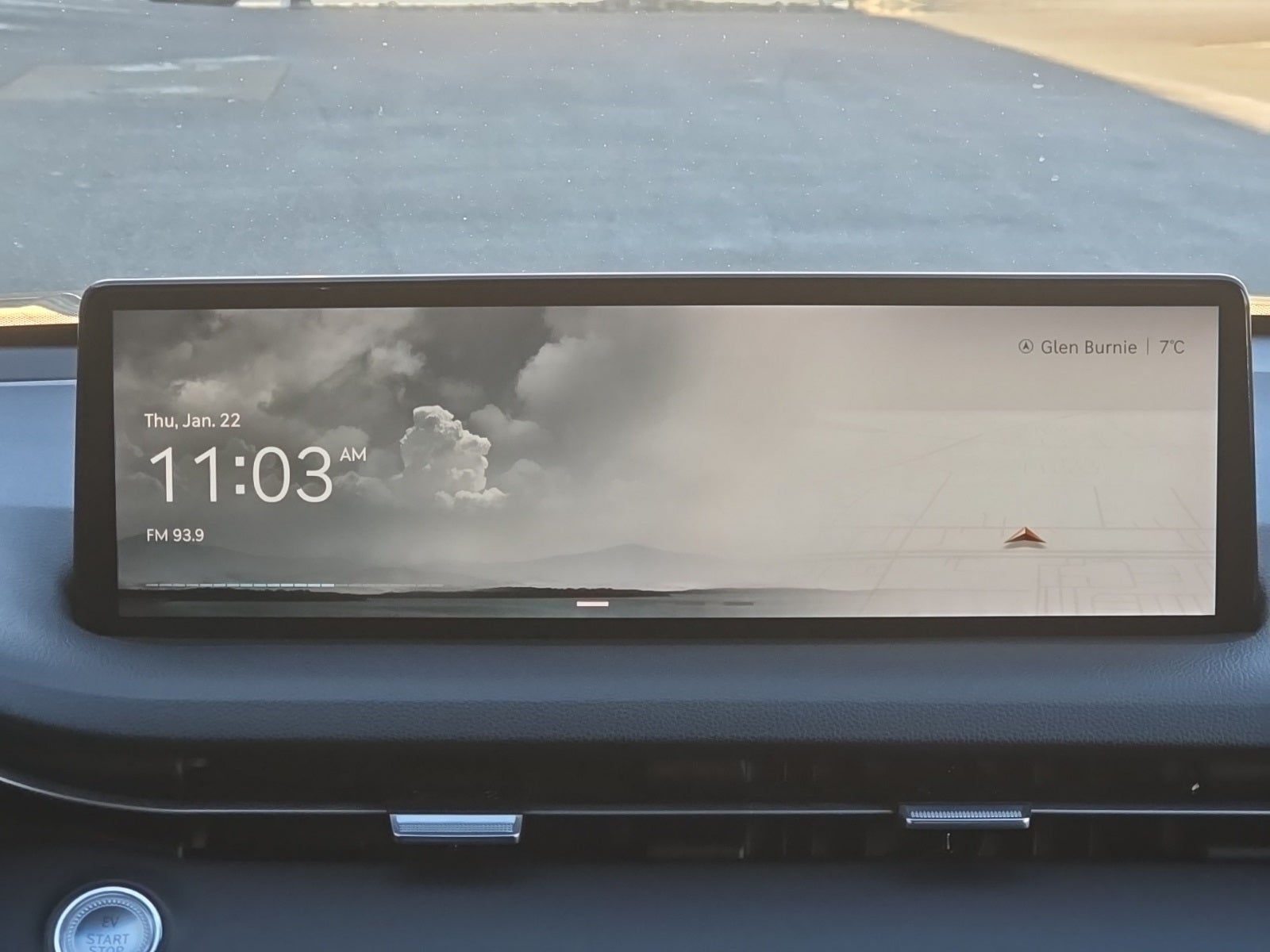 2023 Genesis Electrified GV70 Advanced