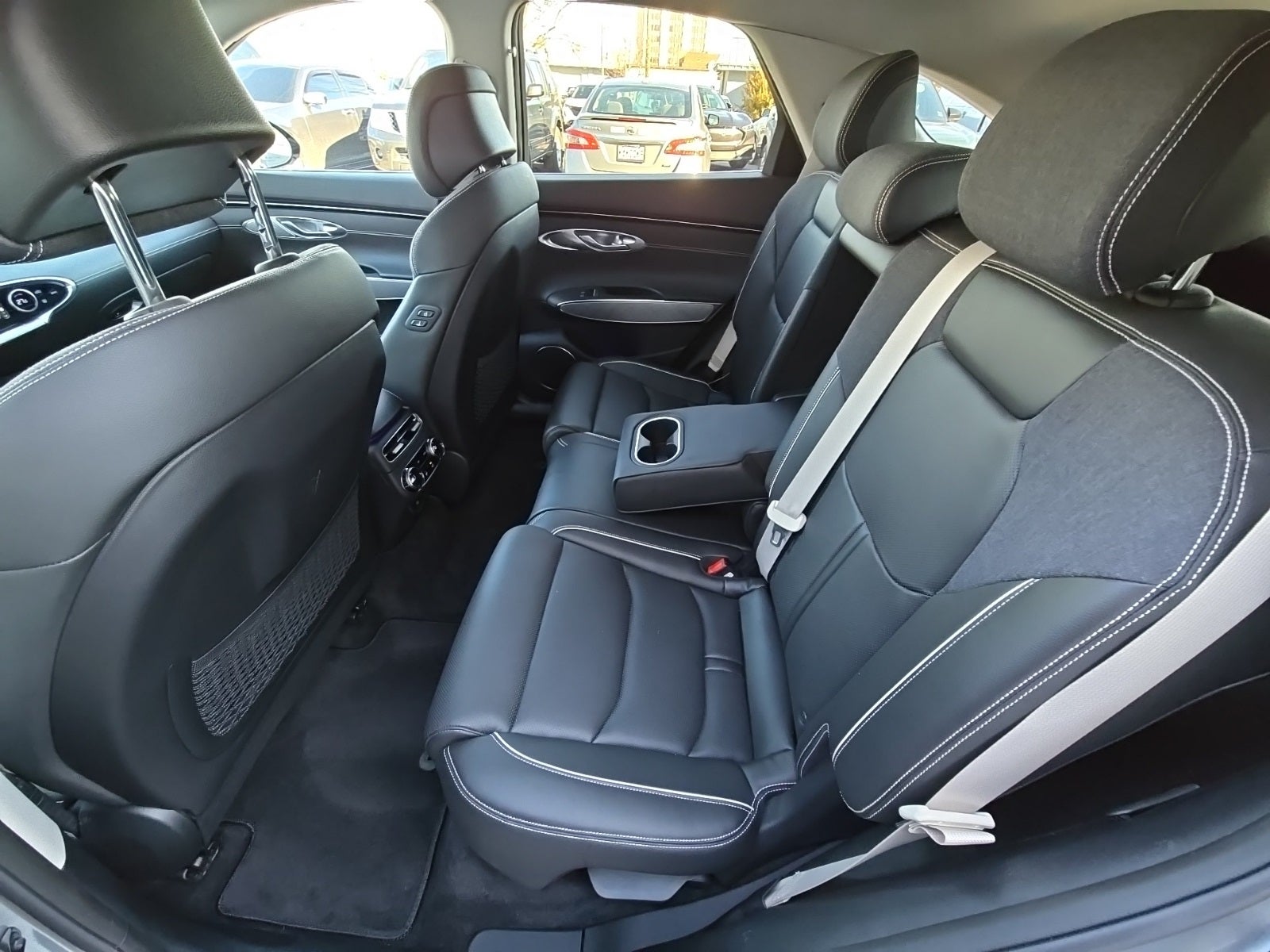 2023 Genesis Electrified GV70 Advanced