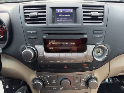 2011 Toyota Highlander SE