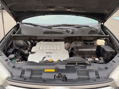 2011 Toyota Highlander SE