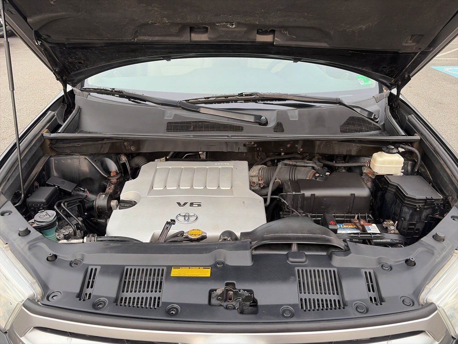 2011 Toyota Highlander SE