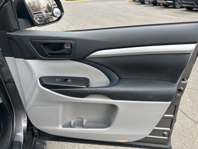 2015 Toyota Highlander LE Plus V6