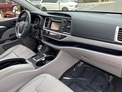 2015 Toyota Highlander LE Plus V6
