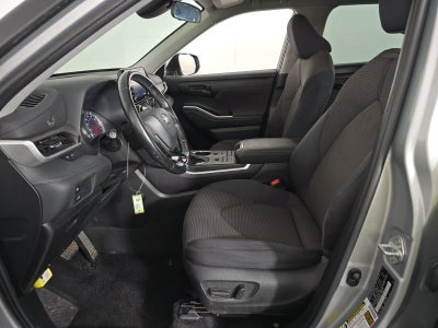 2021 Toyota Highlander LE