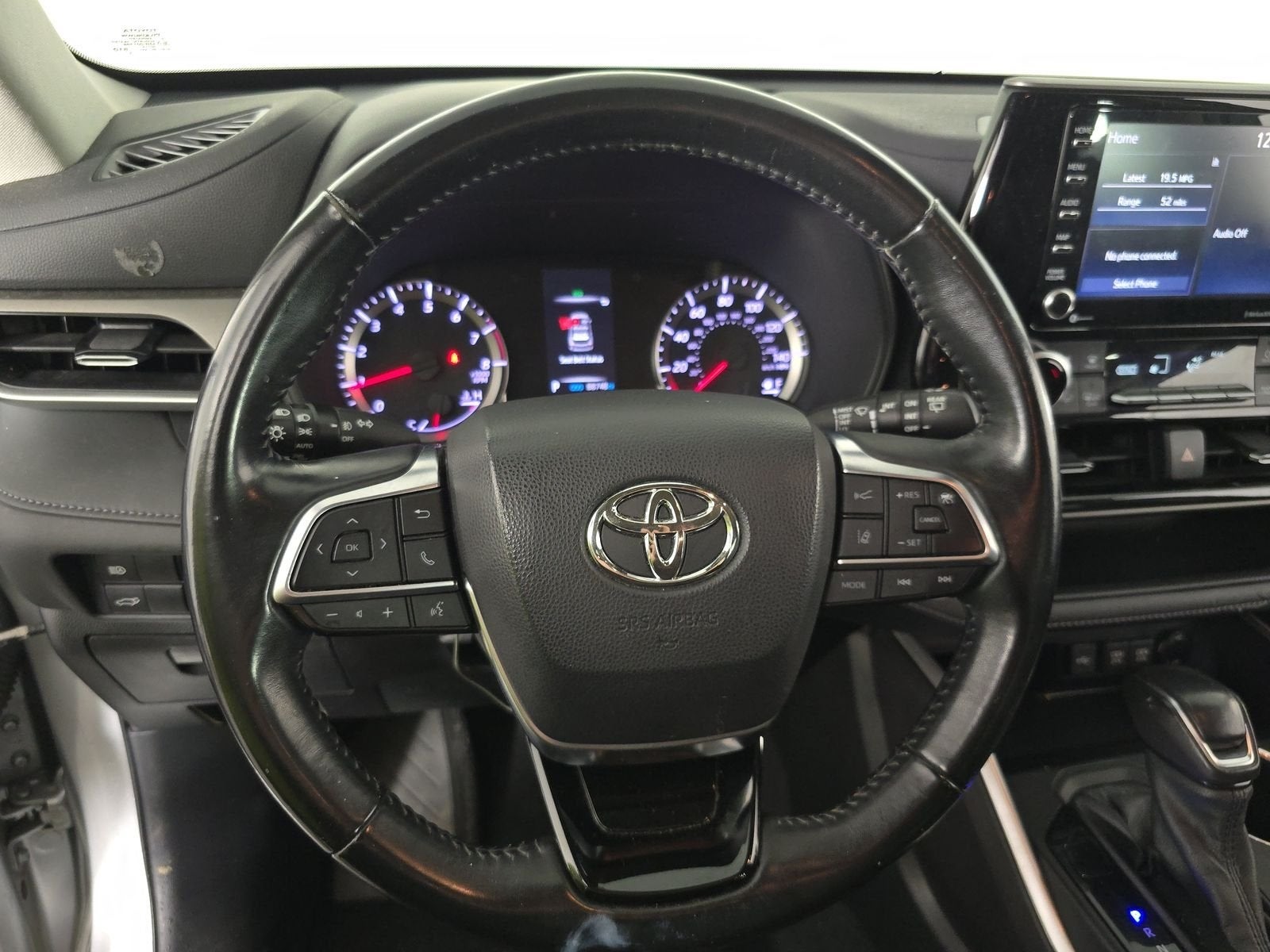 2021 Toyota Highlander LE