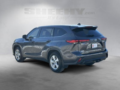 2022 Toyota Highlander LE