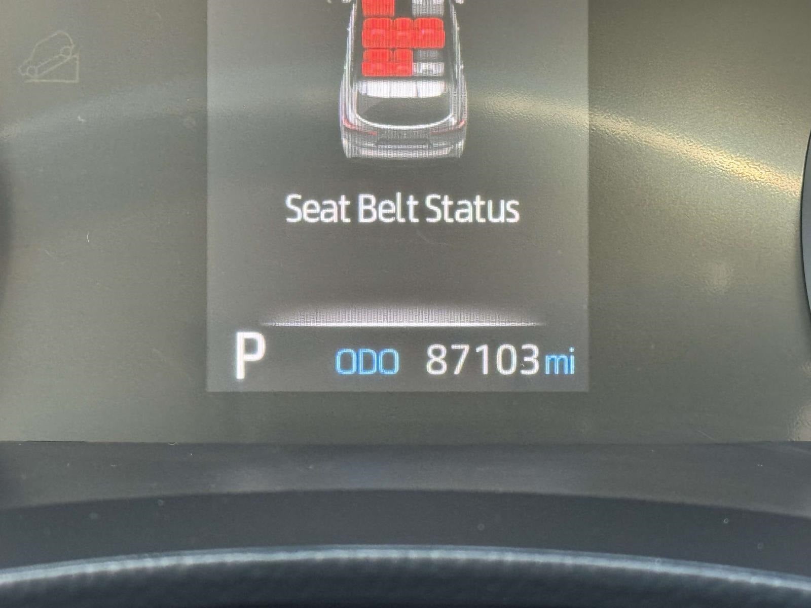 2022 Toyota Highlander LE