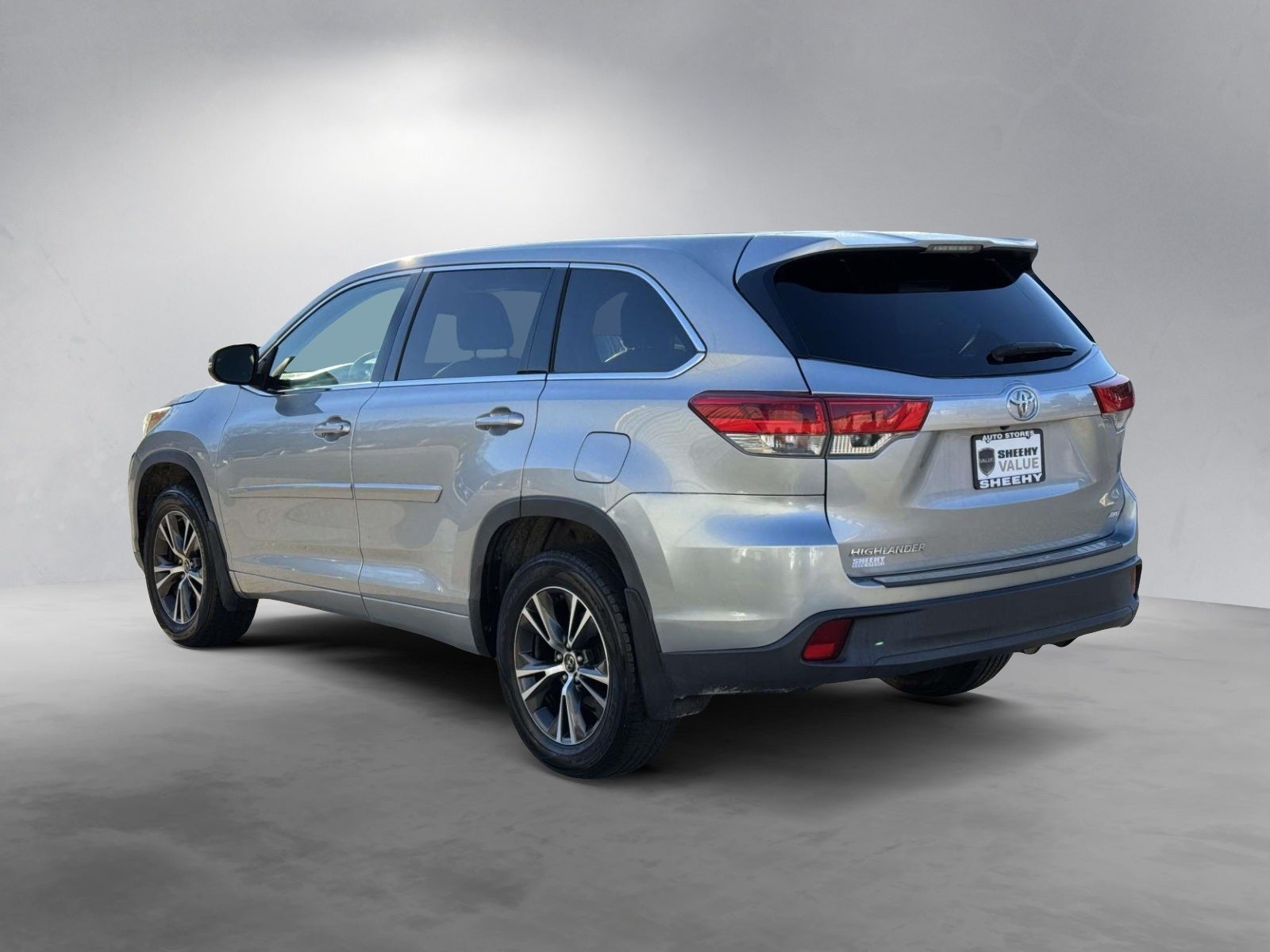 2018 Toyota Highlander LE
