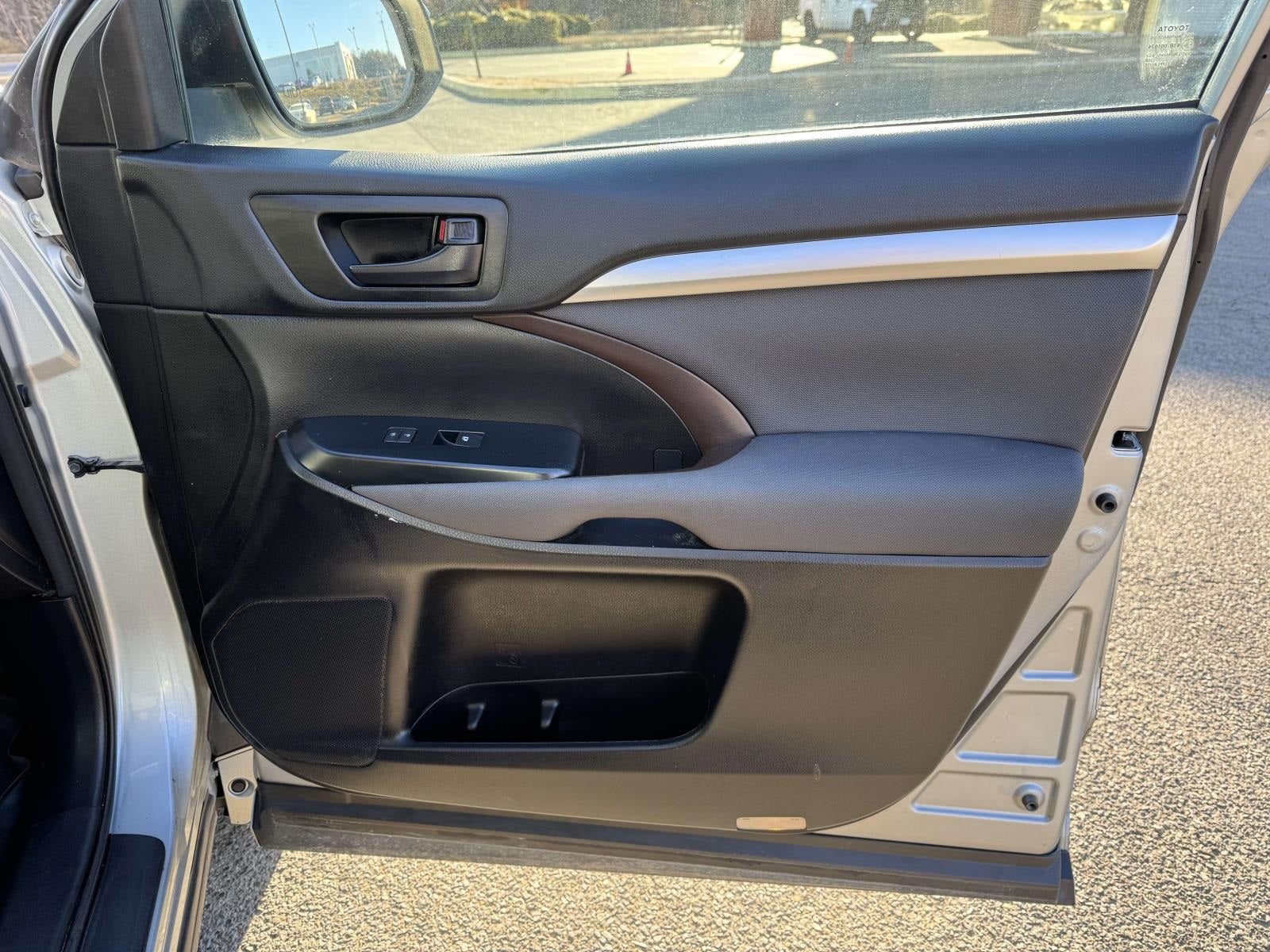 2018 Toyota Highlander LE