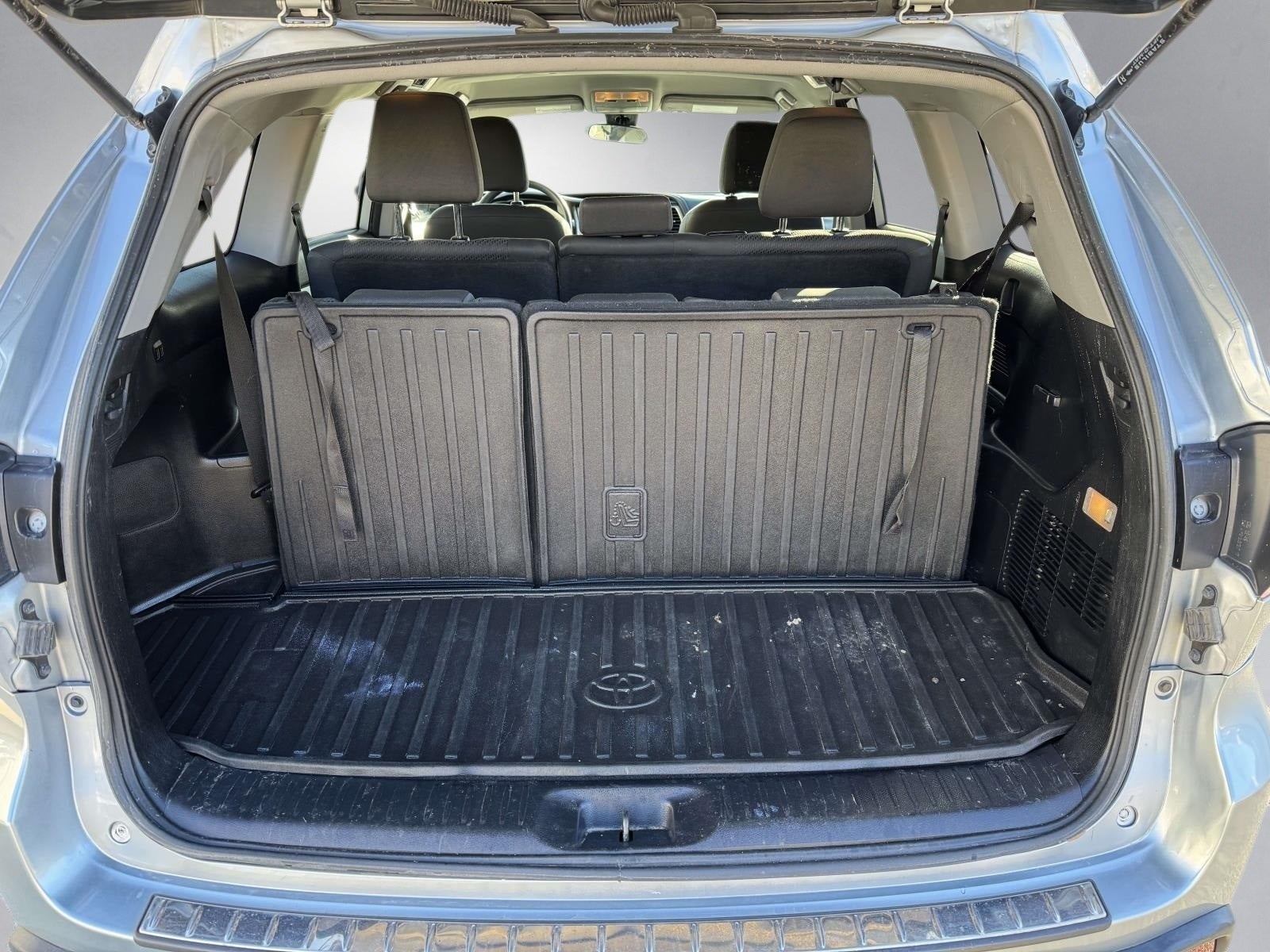 2018 Toyota Highlander LE