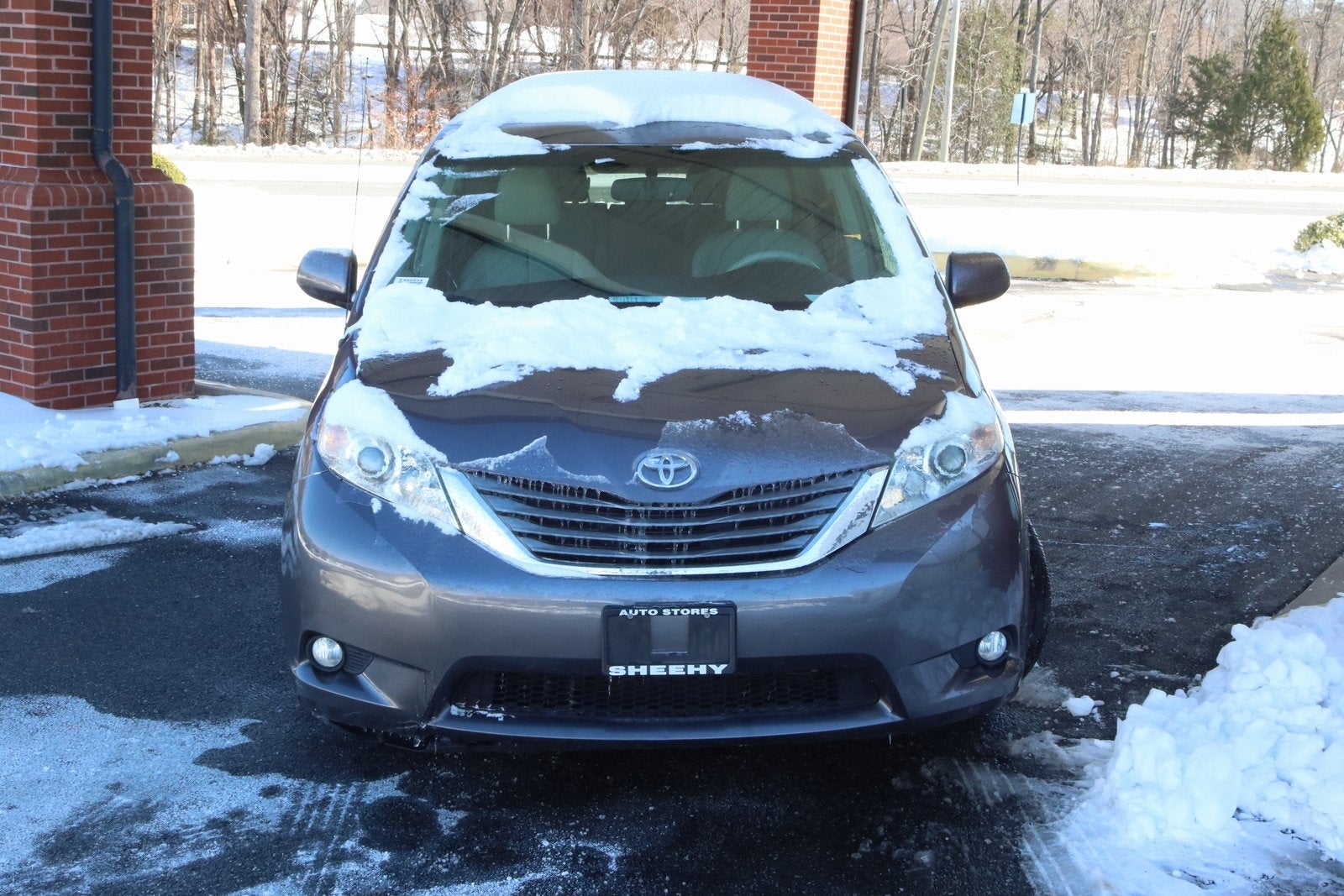 2014 Toyota Sienna XLE 7 Passenger