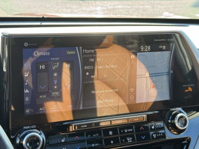 2021 Toyota Highlander Hybrid Platinum