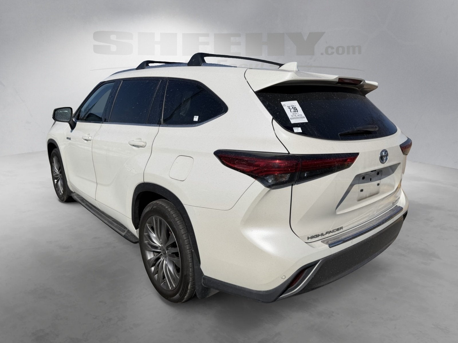 2021 Toyota Highlander Hybrid Platinum