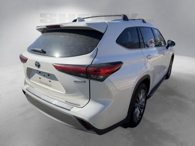 2021 Toyota Highlander Hybrid Platinum