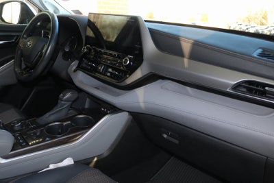 2020 Toyota Highlander Platinum