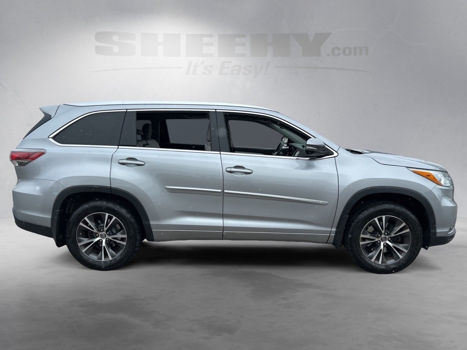 2016 Toyota Highlander XLE V6