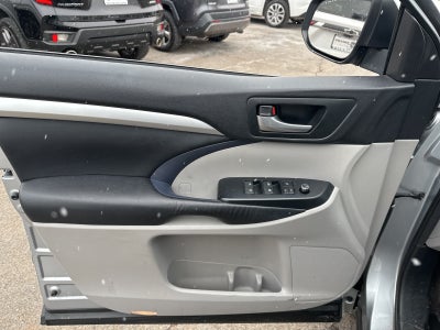 2016 Toyota Highlander XLE V6