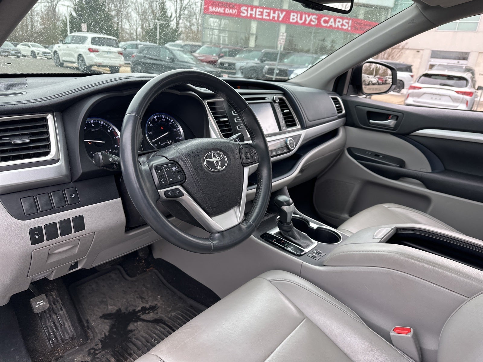 2016 Toyota Highlander XLE V6