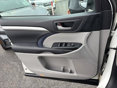 2017 Toyota Highlander XLE