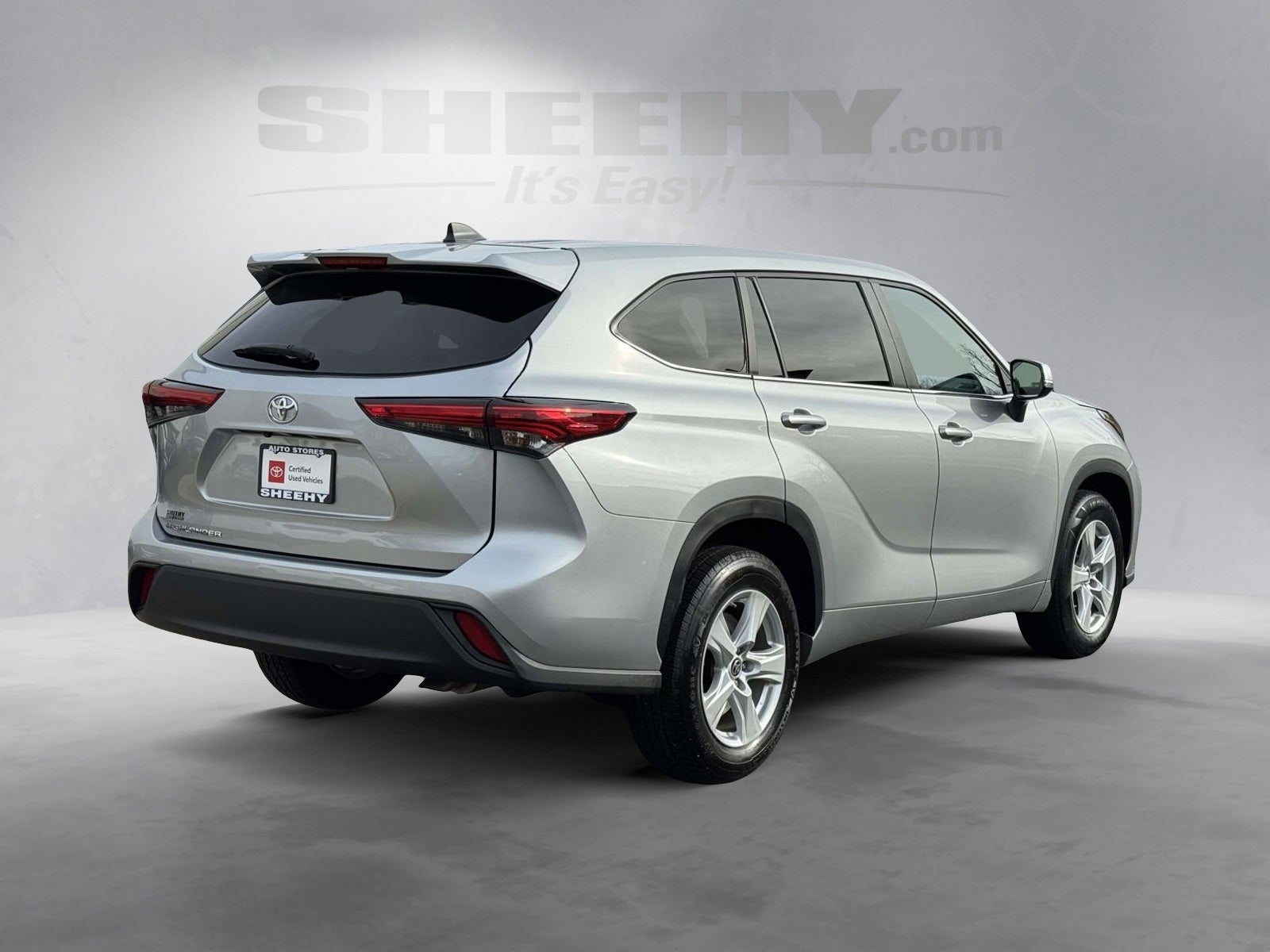 2023 Toyota Highlander L