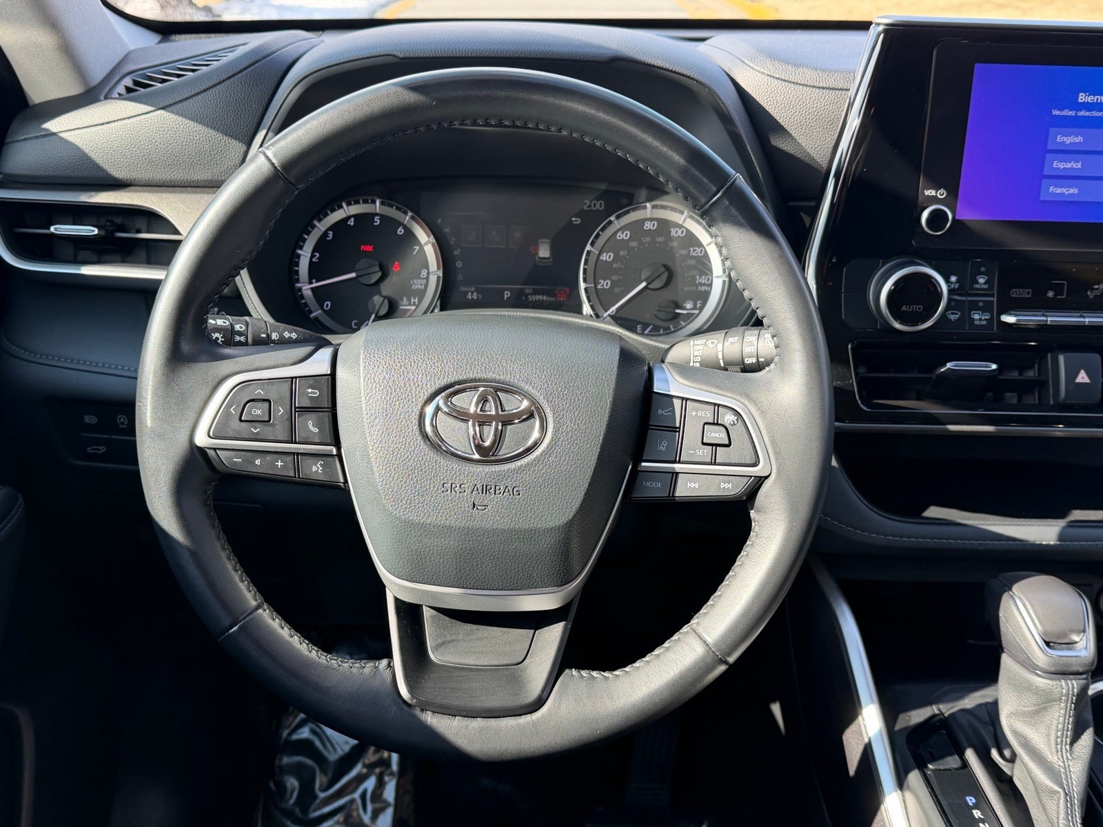 2024 Toyota Highlander LE