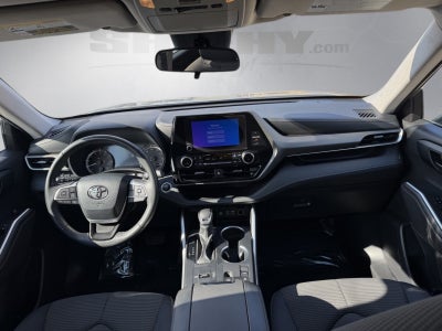 2024 Toyota Highlander LE