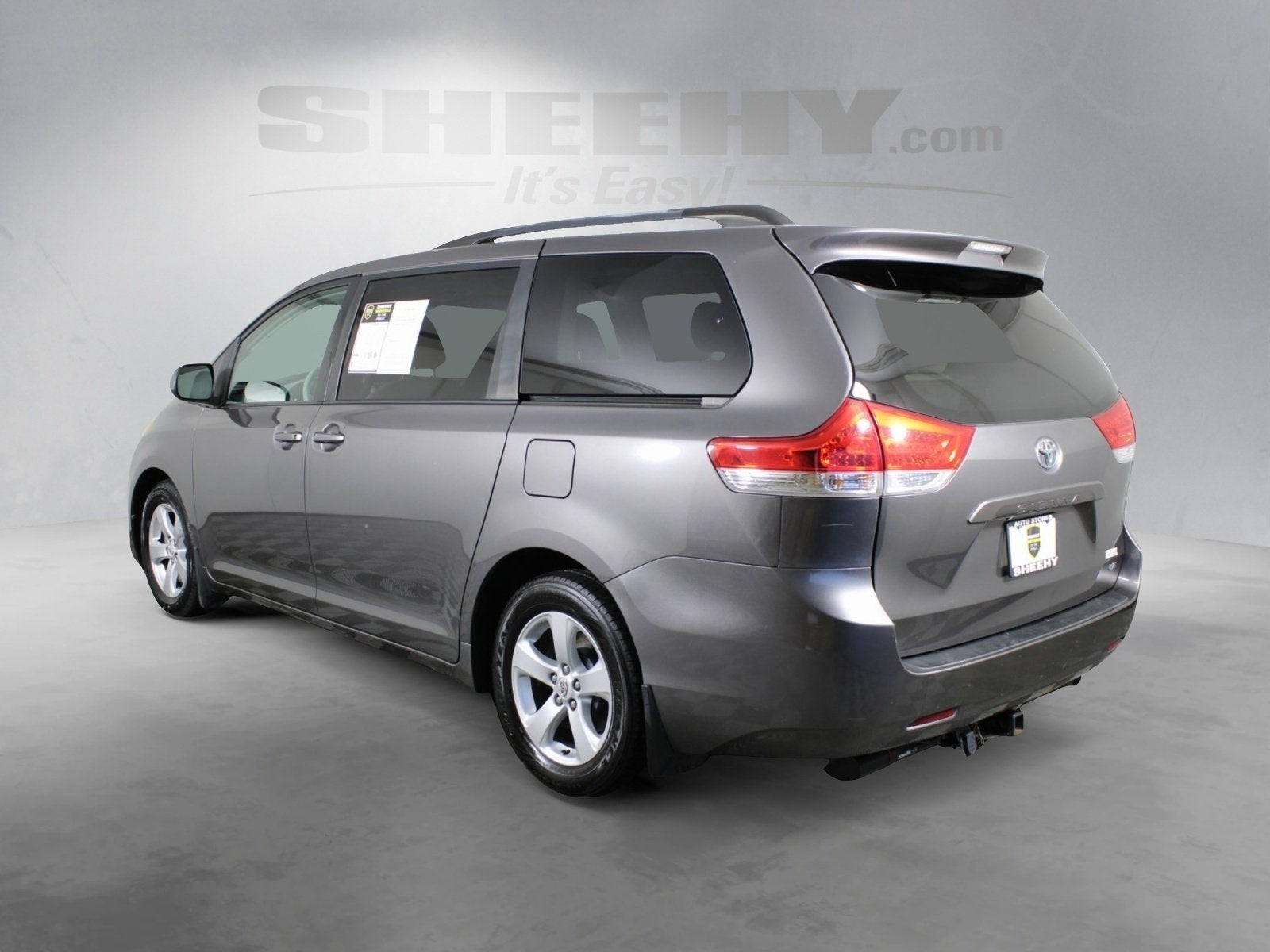 2011 Toyota Sienna LE 7 Passenger