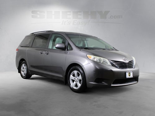 2011 Toyota Sienna LE 7 Passenger