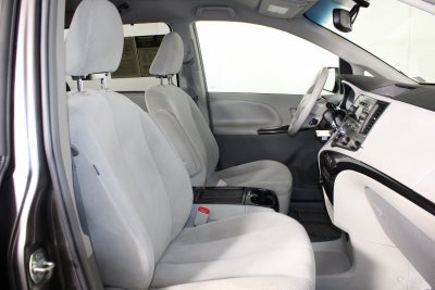 2011 Toyota Sienna LE 7 Passenger