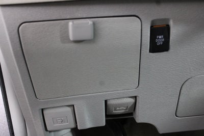 2011 Toyota Sienna LE 7 Passenger