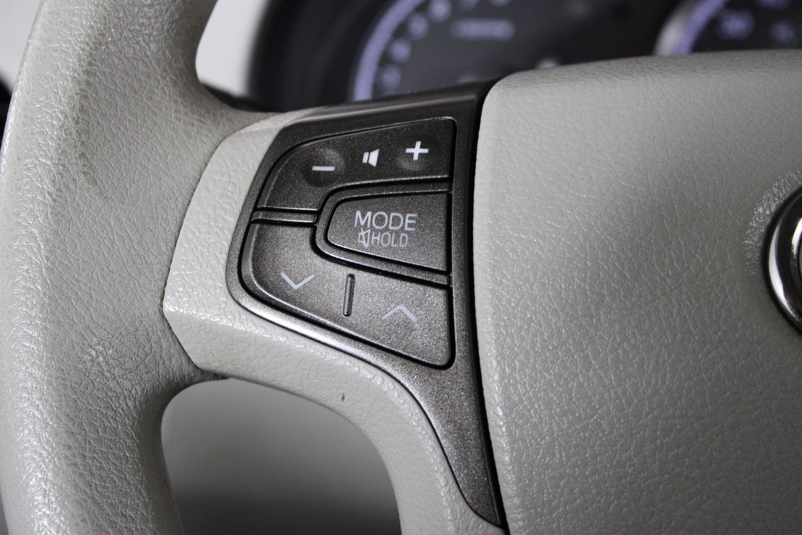 2011 Toyota Sienna LE 7 Passenger