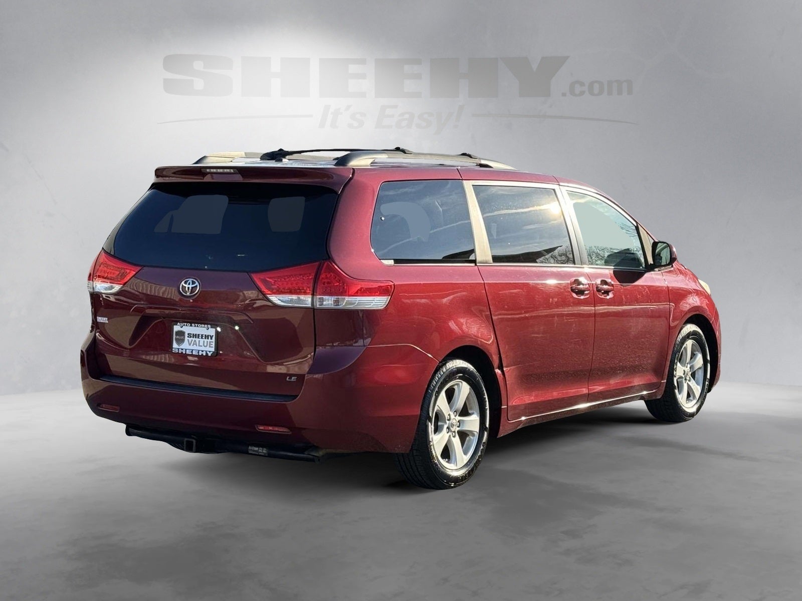 2012 Toyota Sienna LE 8 Passenger