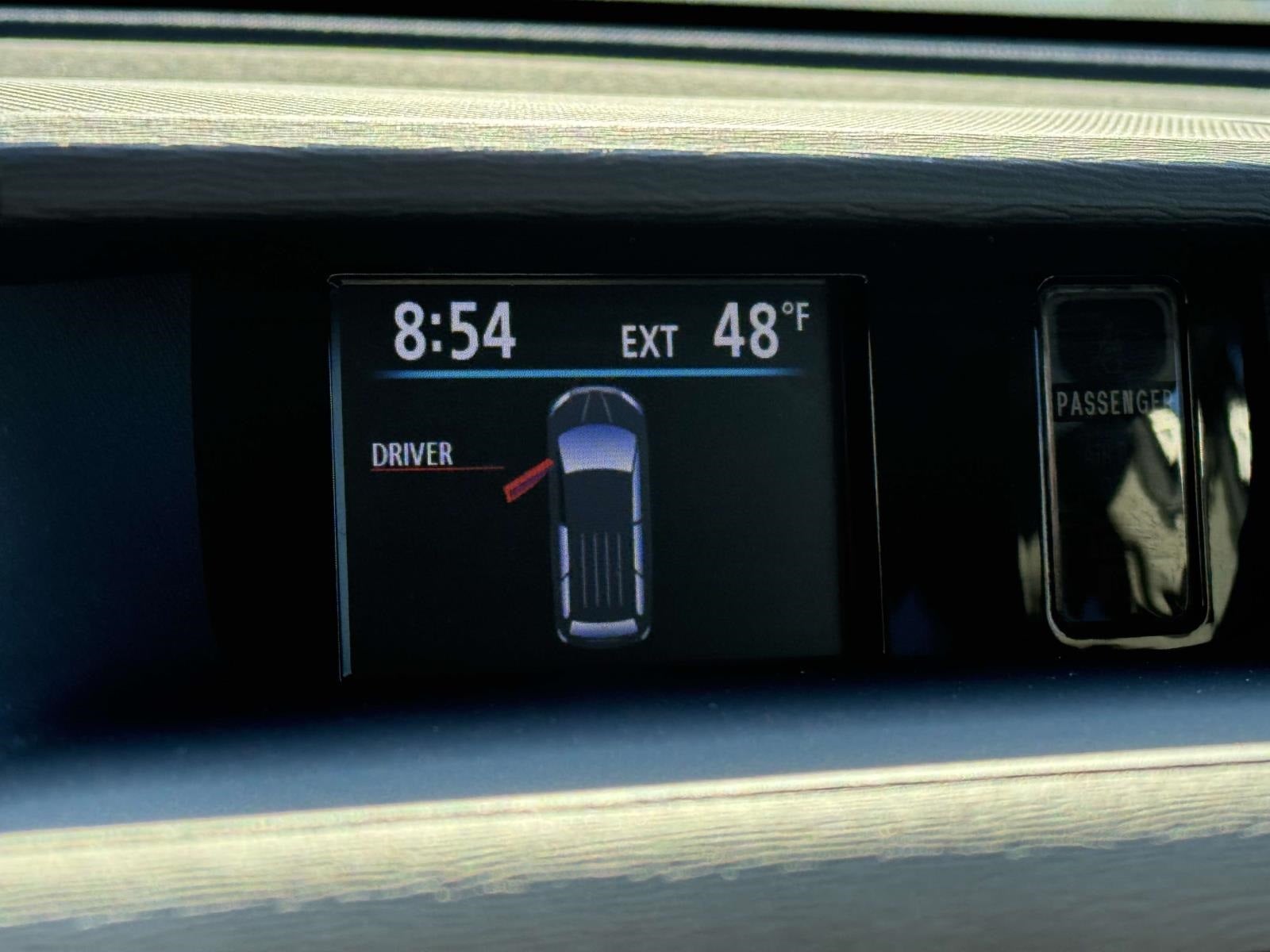 2012 Toyota Sienna LE 8 Passenger