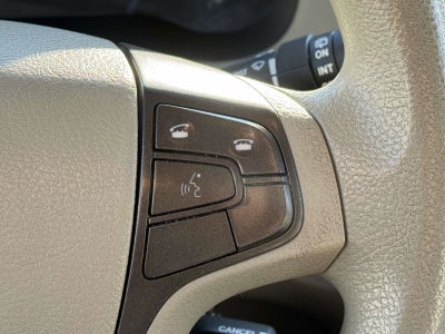 2012 Toyota Sienna LE 8 Passenger