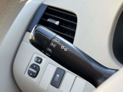 2012 Toyota Sienna LE 8 Passenger