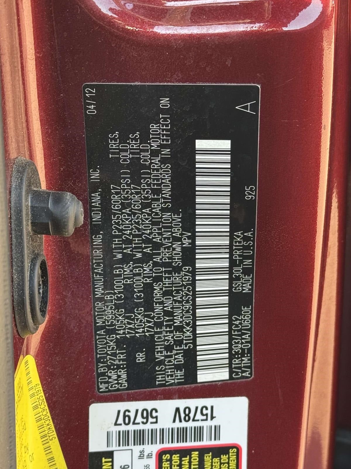 2012 Toyota Sienna LE 8 Passenger