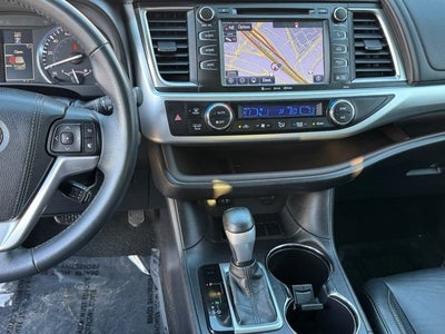 2016 Toyota Highlander XLE V6