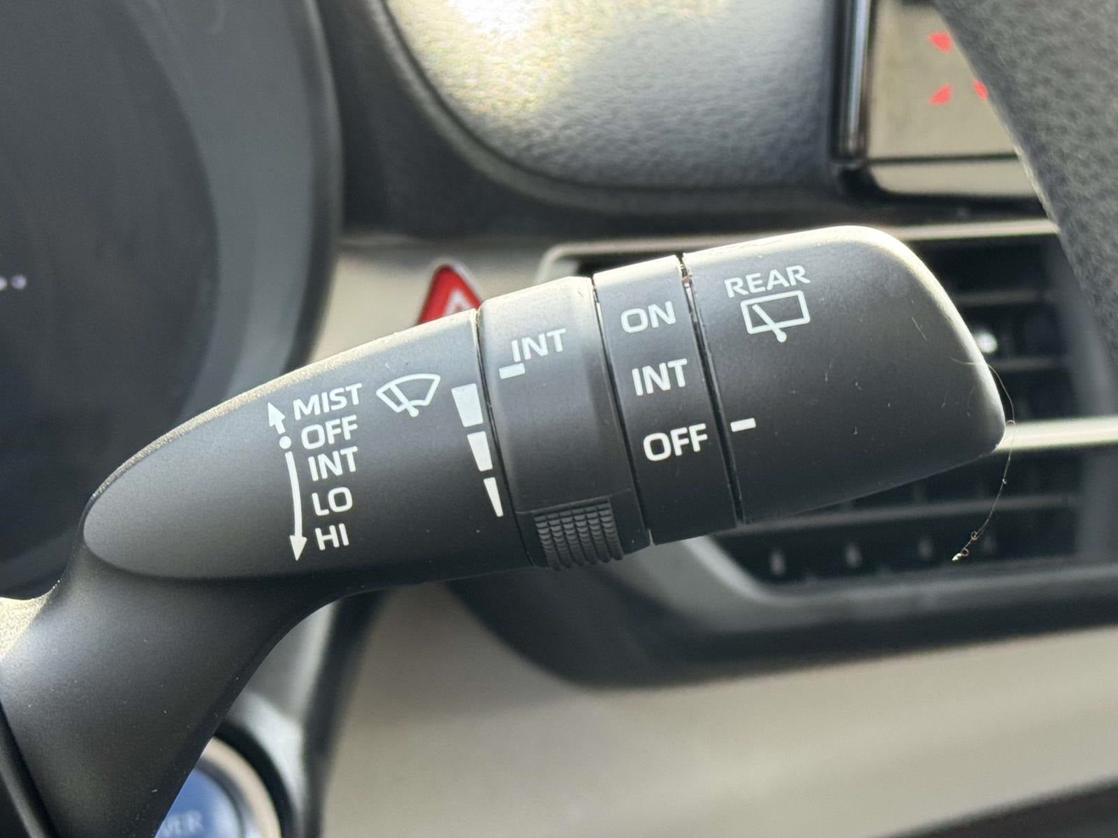 2024 Toyota Sienna LE 8 Passenger