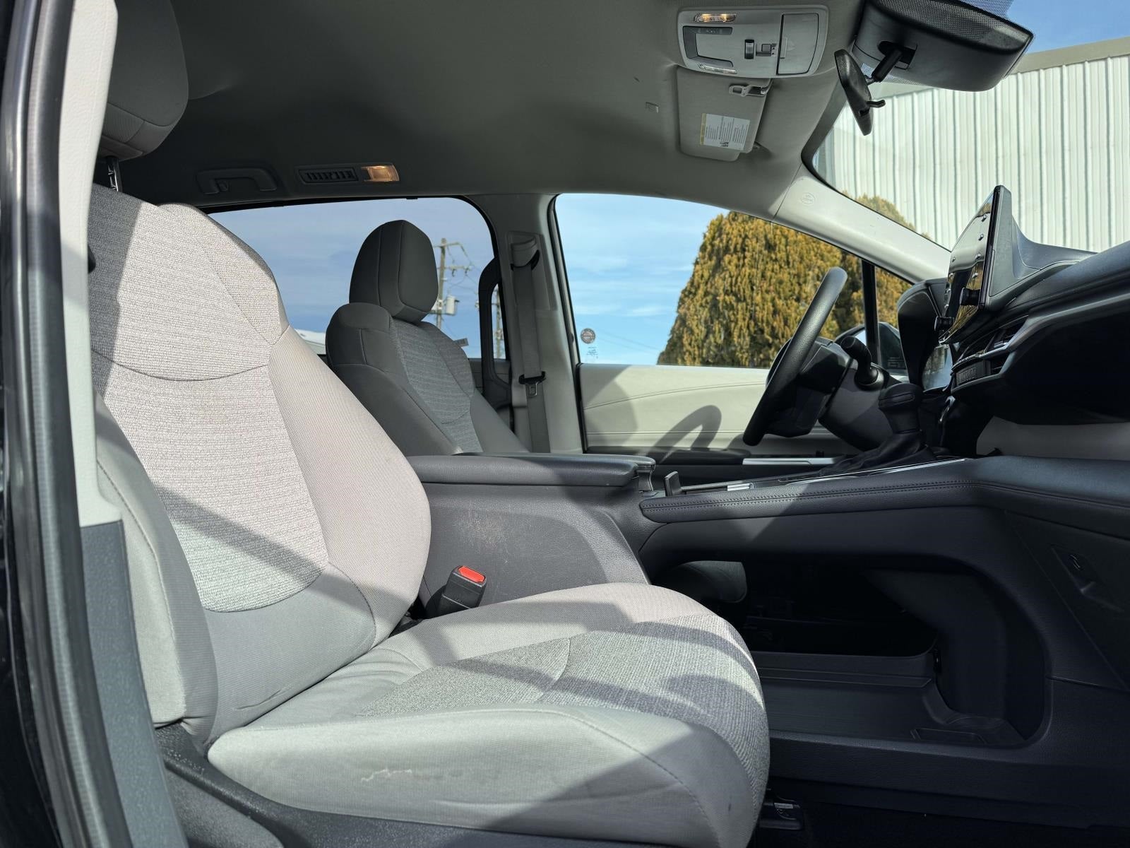 2024 Toyota Sienna LE 8 Passenger