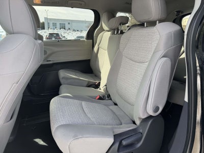 2024 Toyota Sienna LE 8 Passenger