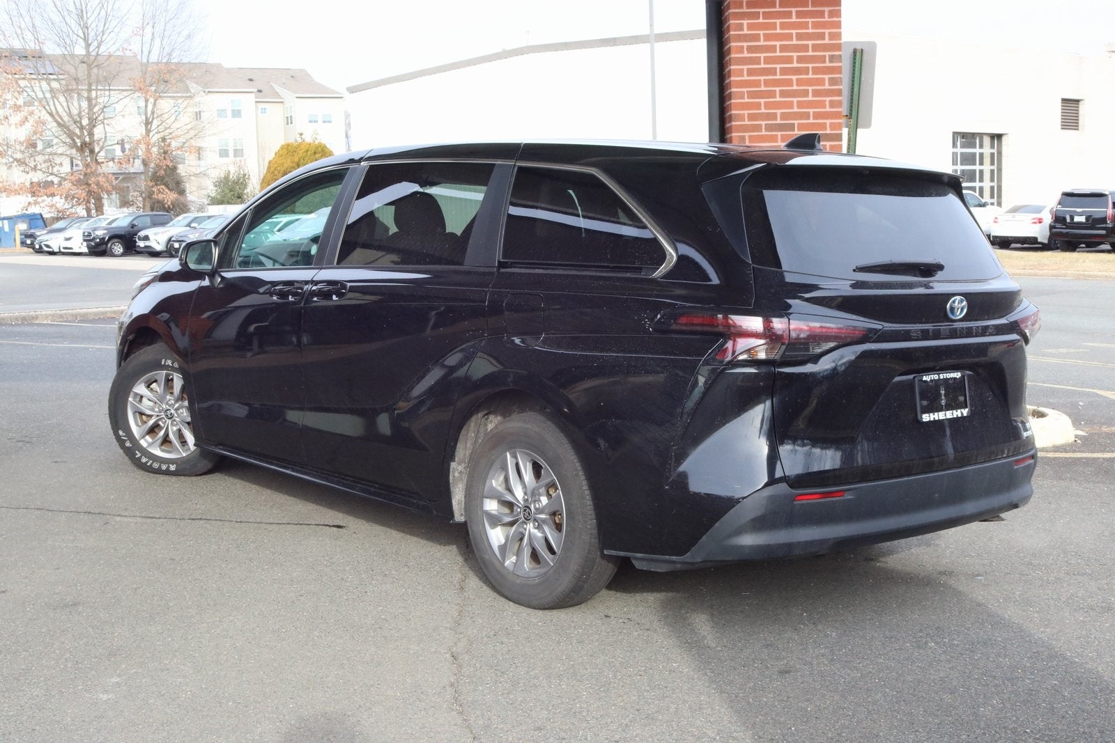 2024 Toyota Sienna LE 8 Passenger