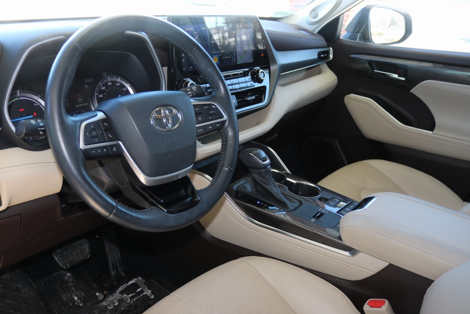 2022 Toyota Highlander Hybrid Limited