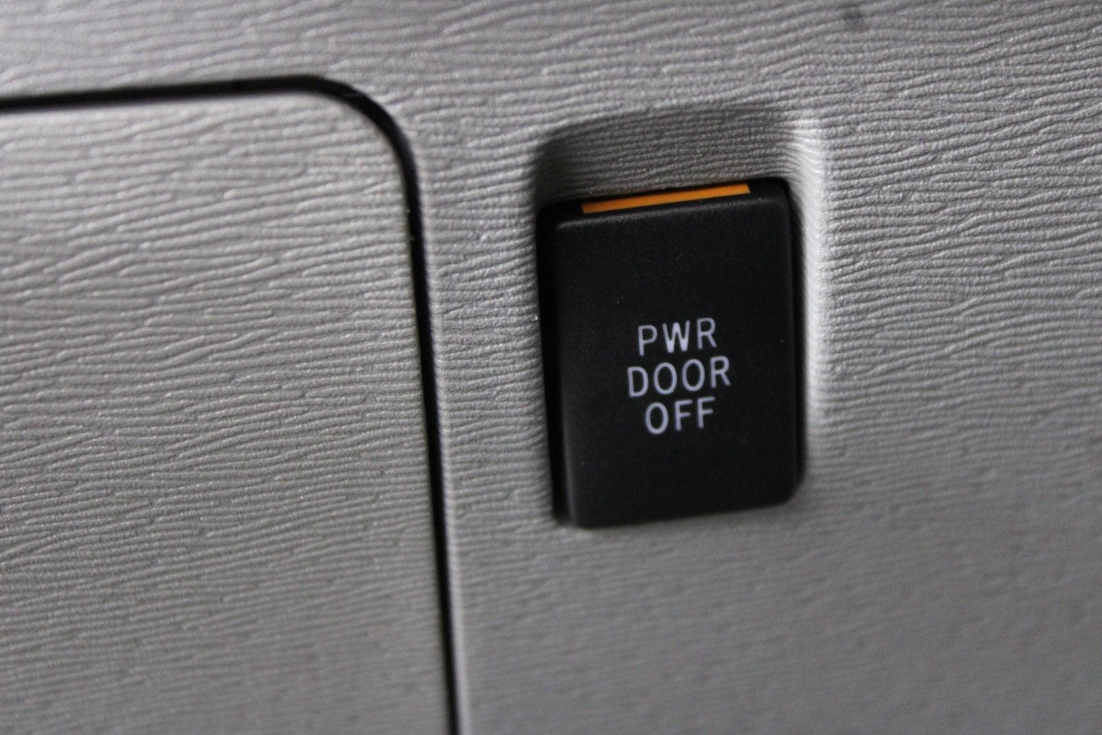 2014 Toyota Sienna XLE 8 Passenger