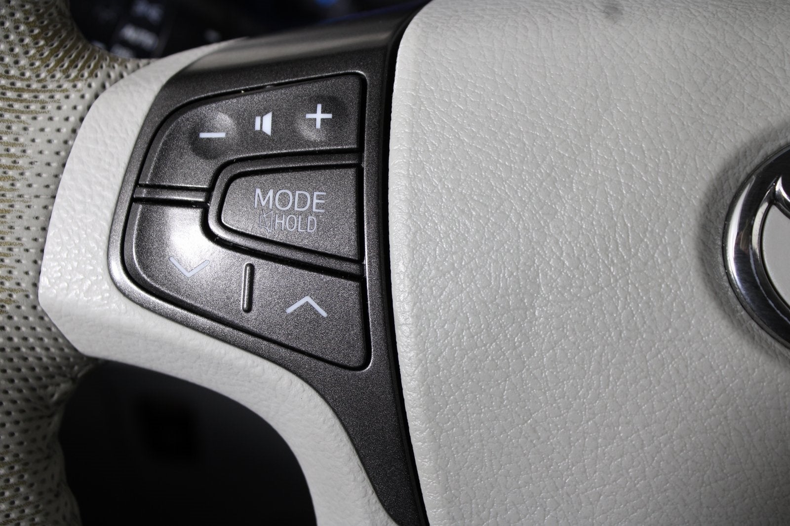 2014 Toyota Sienna XLE 8 Passenger