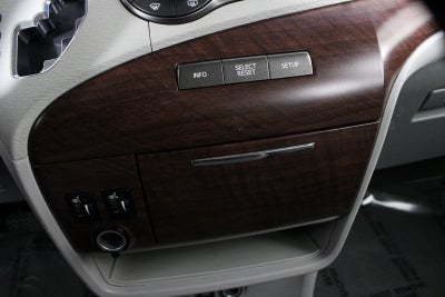 2014 Toyota Sienna XLE 8 Passenger